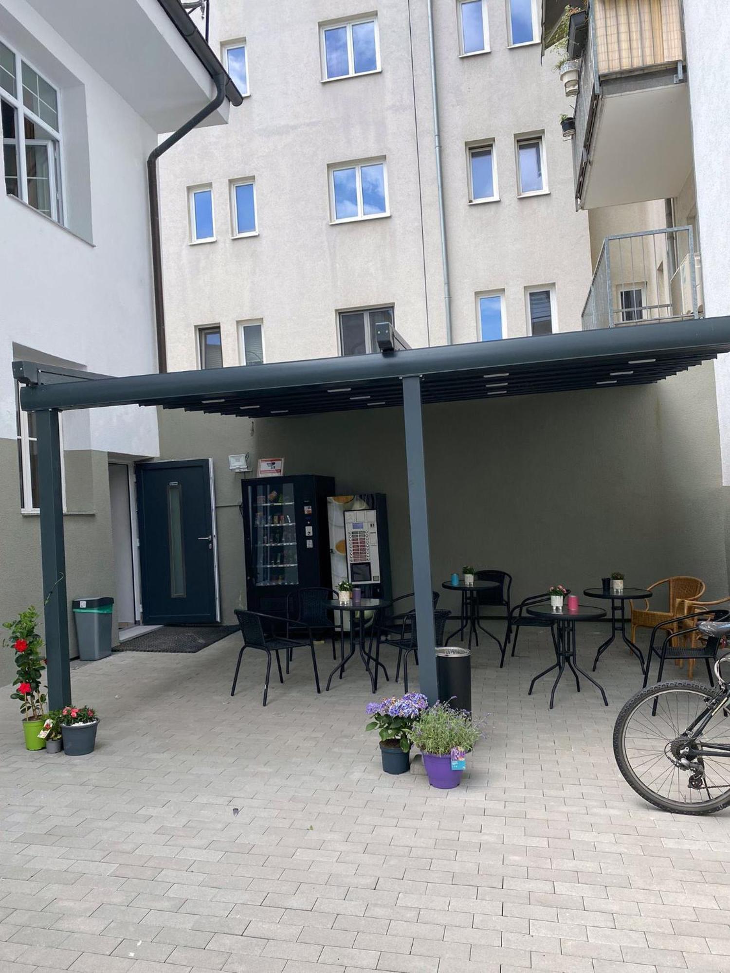 Hostel Linzer City Exterior photo